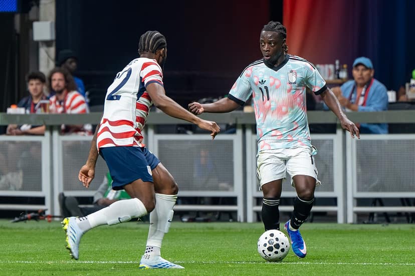 Jeremy Doku Signs New Contract with Manchester City Until 2031