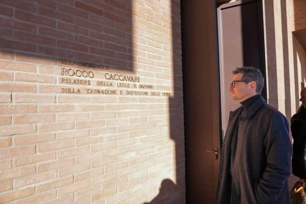Pavana, funerali privati per Francesco Guccini