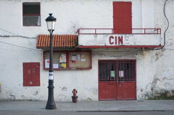Centenas lotam cinemas para ver A Odisseia de Christopher Nolan