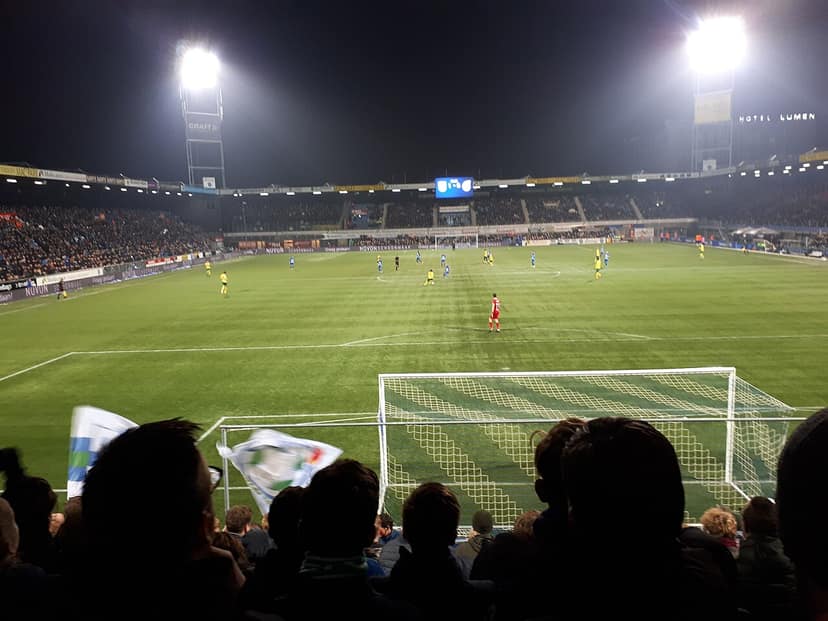 PSV begint seizoen zonder nieuwe aanwinsten Kostic en Sano