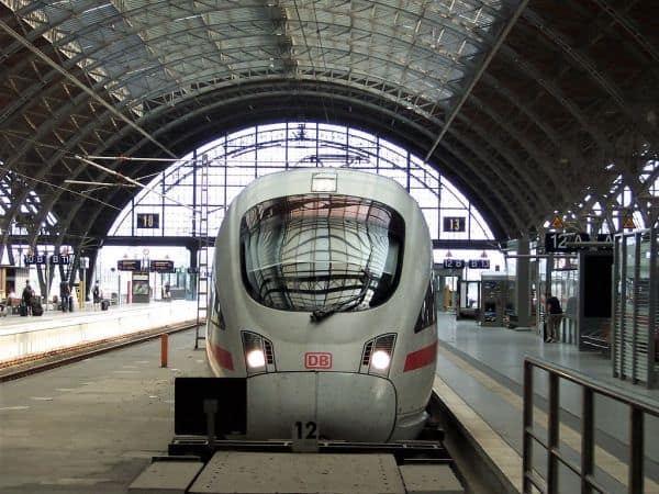 Le ministre des Transports Bilger lie les primes des directeurs de la SNCF à la ponctualité