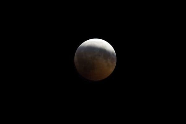 Eclipse solar sobre a Europa: destaques e imagens