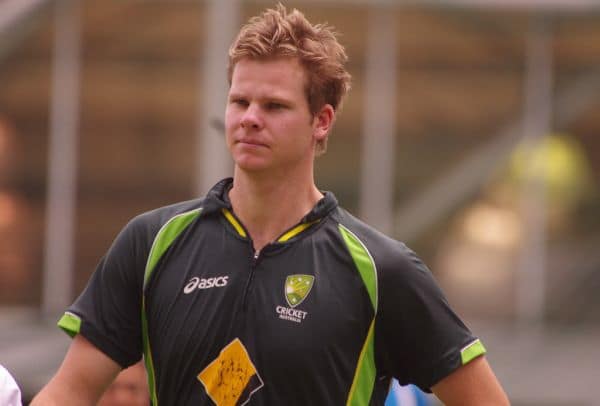 Australia Struggles Against Bangladesh in First Test