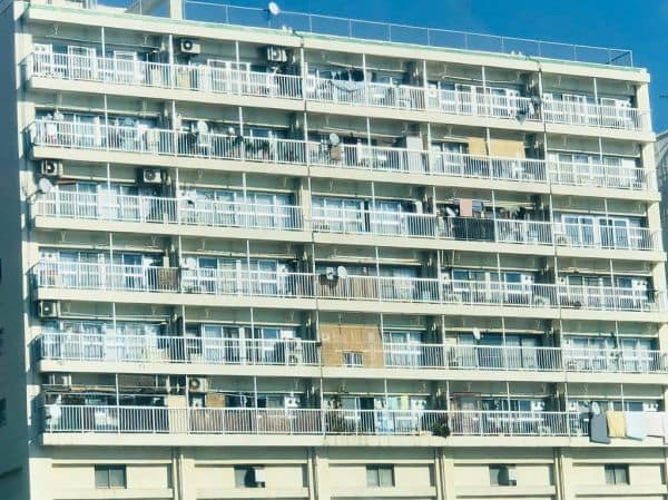 Ataque russo em Kramatorsk e Bilenke causa um morto e dezenas de feridos