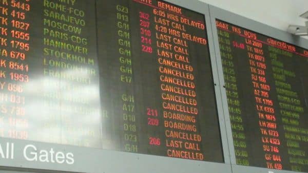 Voo da Porter Airlines Cancelado Após Criança Recusar Cinto de Segurança