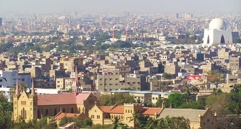 SHC Orders Investigation into HIV Outbreak Among Children in Karachi