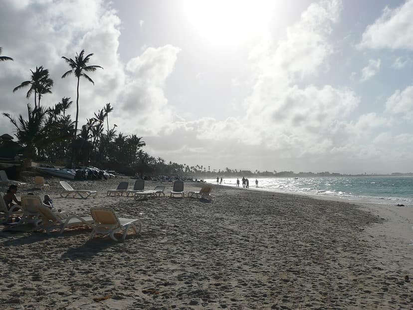 Luz Tito y Tato Algorta confirman su romance desde Punta Cana