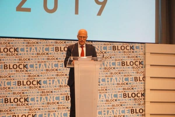 Peter Tschentscher bekritigt belastingpolitiek van de federale regering