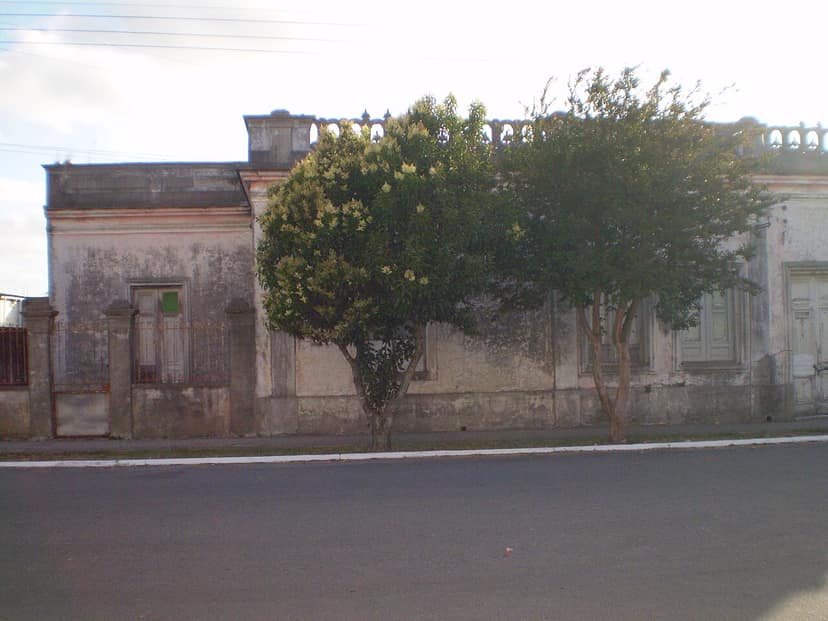 Ciclone provoca la caduta di torri elettriche nel Rio Grande do Sul, lasciando città al buio