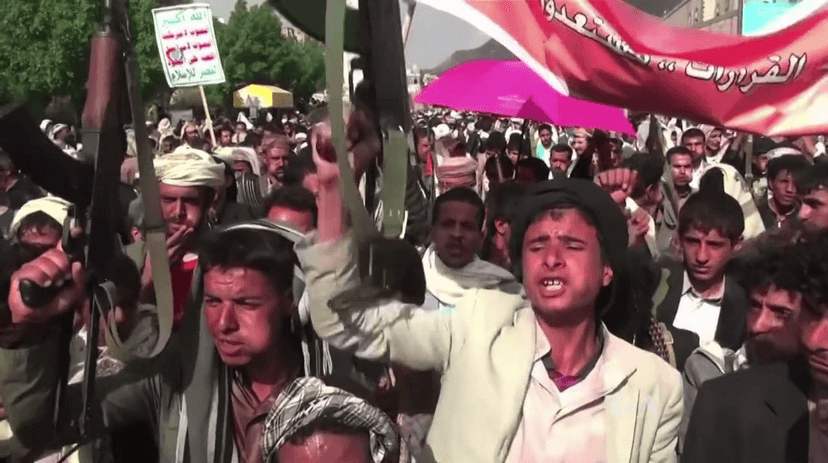 I Houthi Intensificano gli Attacchi contro le Forze della Coalizione guidata dall'Arabia Saudita in Yemen