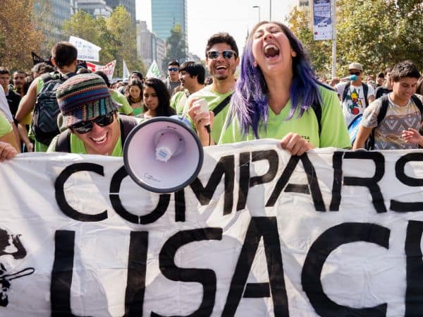 Studenten protesteren tegen Pauline Hanson met grote acties in heel Australië