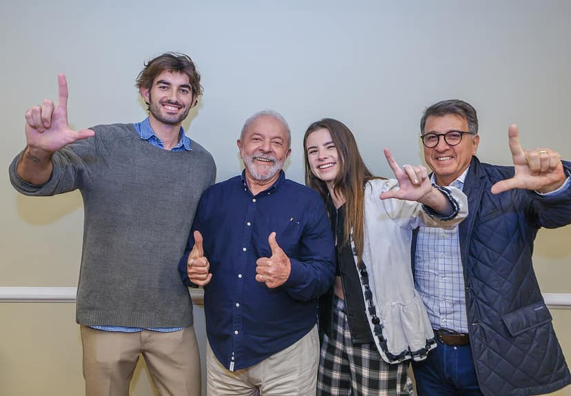 Quaest poll: Lula and Flávio Bolsonaro in a technical tie for the second round