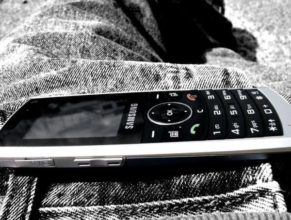 Warning about the impact of technology on cognition