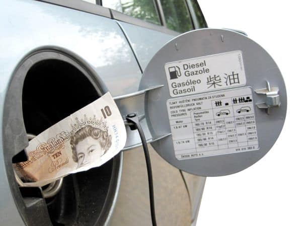 Pakistan Raises Petrol and Diesel Prices Ahead of Friday