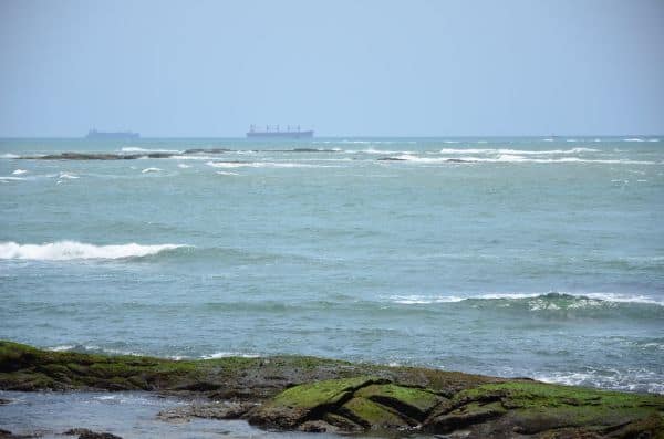 Pollution pétrolière au large d'Oman : un pétrolier a perdu beaucoup plus de pétrole